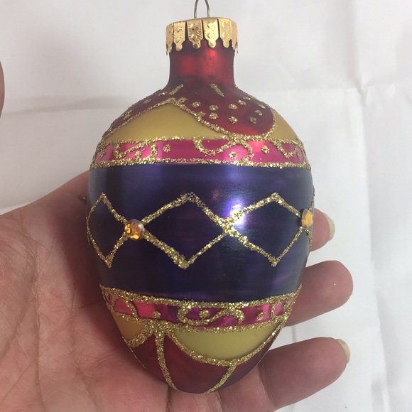 Vintage GKI/Bethlehem Glass Egg shaped embellished Christmas Ornament - Picture 1 of 8